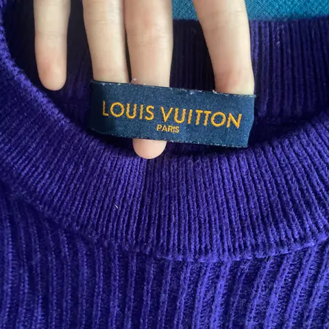 Фиолетовый мужской свитер Louis Vuitton